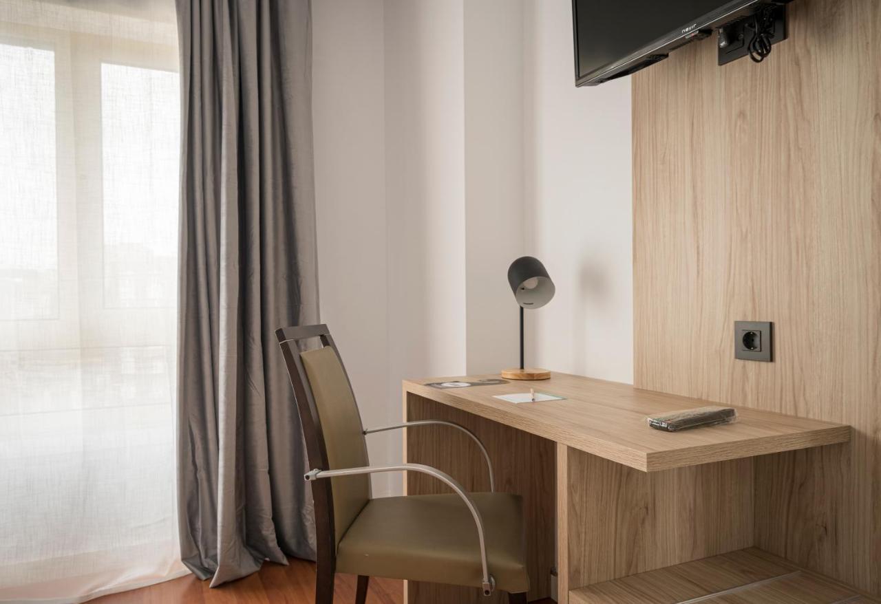 Hotel Alda Centro Хихон Экстерьер фото