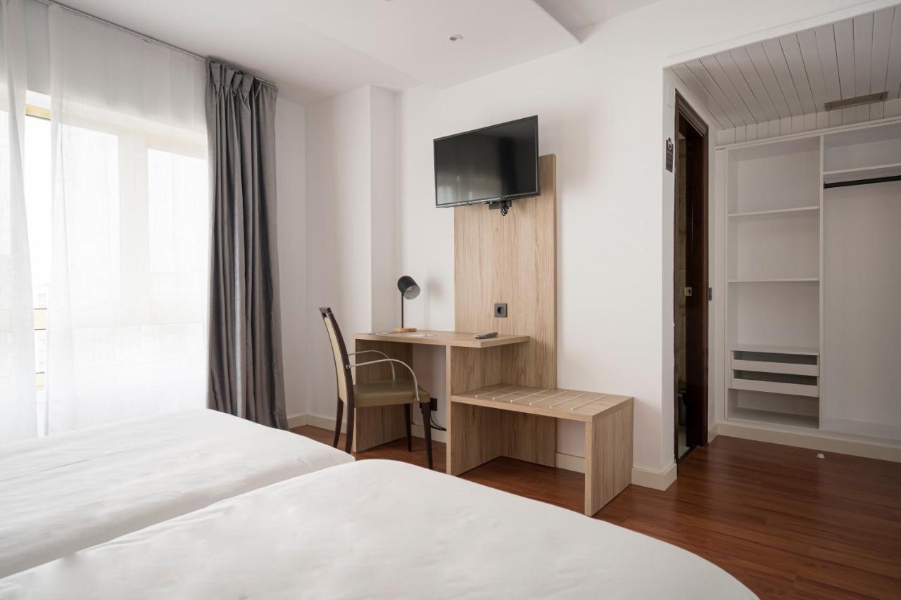 Hotel Alda Centro Хихон Экстерьер фото