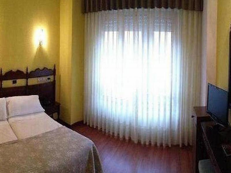 Hotel Alda Centro Хихон Экстерьер фото